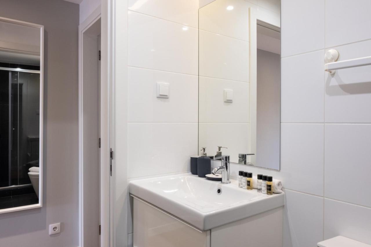 Bright & Central Apartment By Lovelystay Lisboa Exteriör bild
